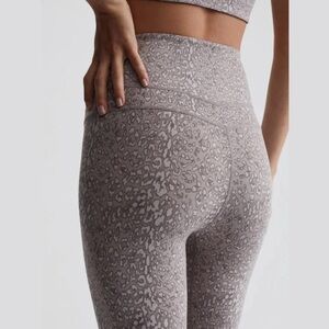 Varley Let's Move Super High Rise  Leggings Cheetah tan Animal Print Small